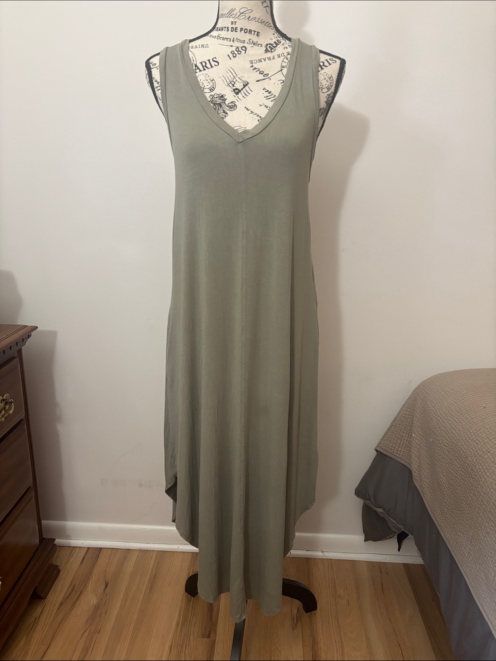 Alya Sage Sleeveless V-Neck Midi Dress